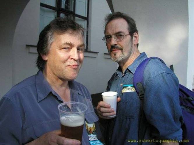 Джим Бёрнс и Роберт Холдсток. Фото Роберто Квалья с Еврокона 2002 в Чехии
