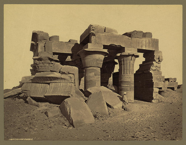 Старое фото руин Омбоса