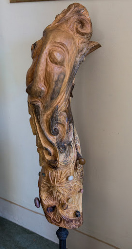 гальюнная фигура в виде идола шумерского бога Энки.