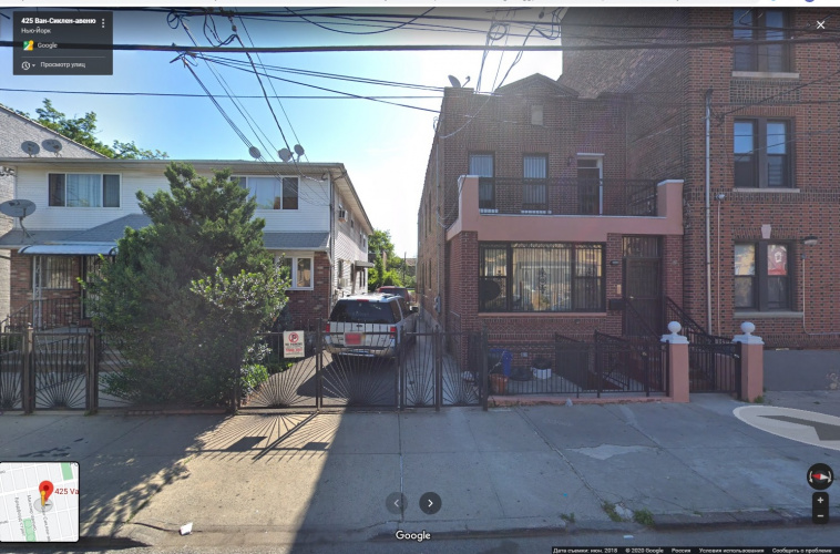 Дом № 425 на на Ван-Сиклен-авеню в наши дни, красное здание справа, новодел?