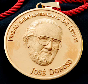 Премия Хосе Доносо